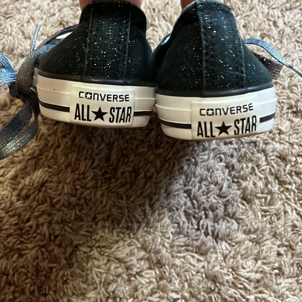 Converse - Picture 4 of 4
